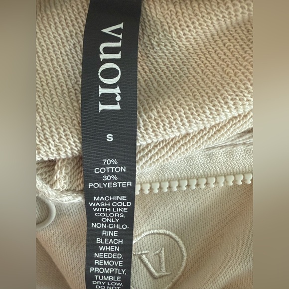 Vuori Cream Half-Zip Sweatshirt - Picture 6 of 15